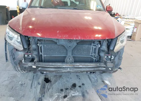 2013 Volkswagen Tiguan Se z USA, uszkodzony, nr VIN WVGBV7AX0DW005406